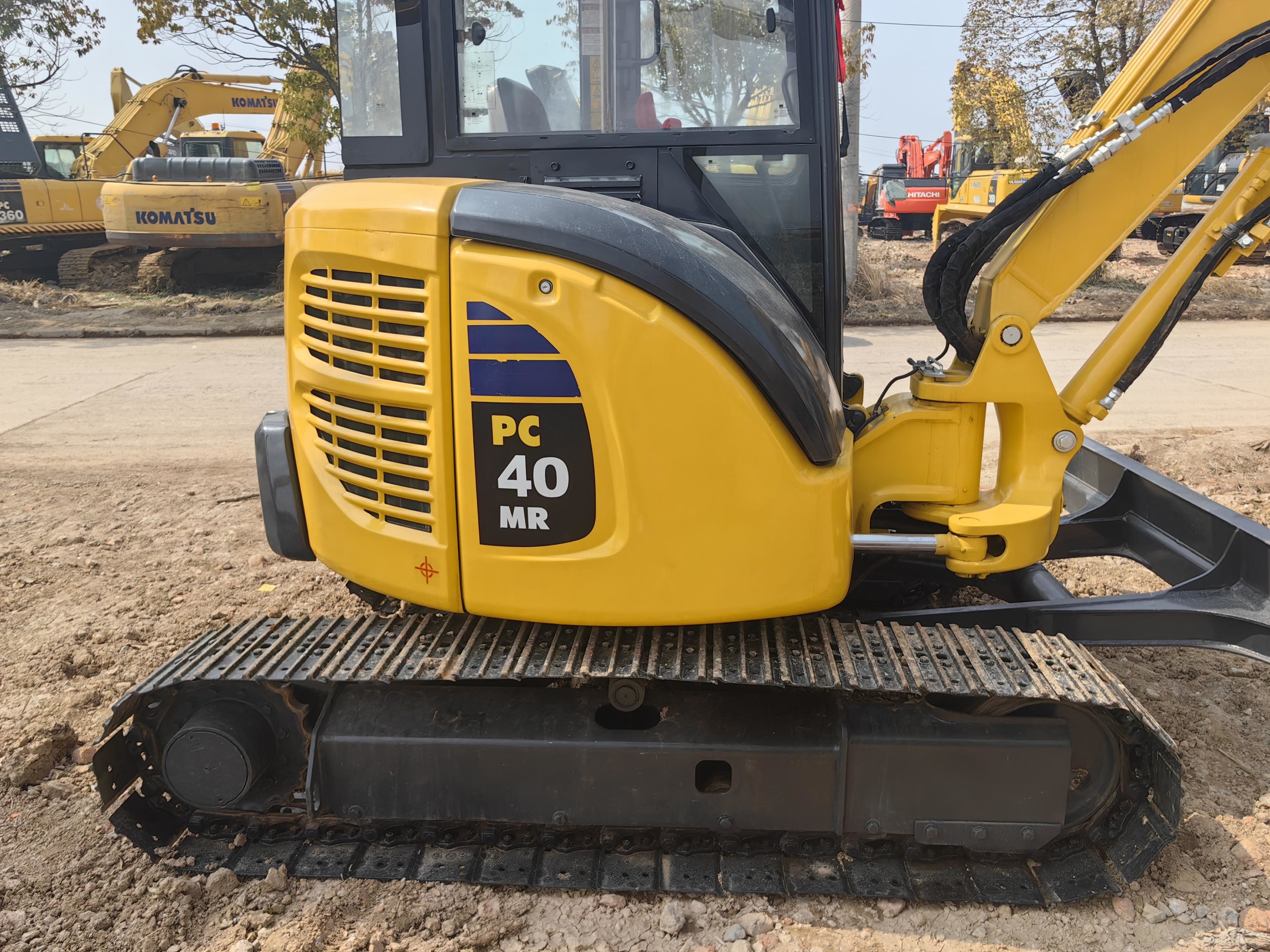 Imported 4Ton Used Komatsu Pc40 Crawler Mini Excavator Original Engine