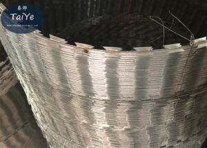 China Halls 10 Meters Razor Barbed Wire Razor Protective Wire Fence Per Coil 10 Kg factory