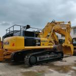Komatsu PC400 - Top-of-the-line Hydraulic Excavator with 1.9 m³ Bucket Capacity