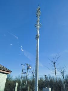 China Communication Single Tube Antenna Tower With Small Floor Area factory
