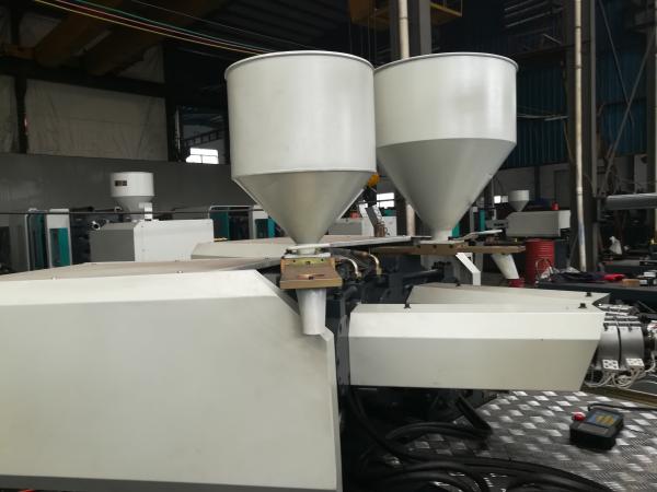 China Industrial Clear Two Color Plastic Injection Molding Machine Horizontal Standard factory