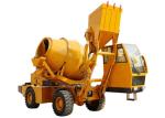 Truck Mounted Self Loading Mobile Concrete Mixer For Construction Projects