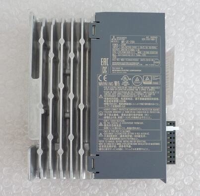 MR-JE-20A Mitsubishi JE Series 200W Servo MR-JE AC servo drive 3-phase 200 VAC to 240 VAC Original adn New