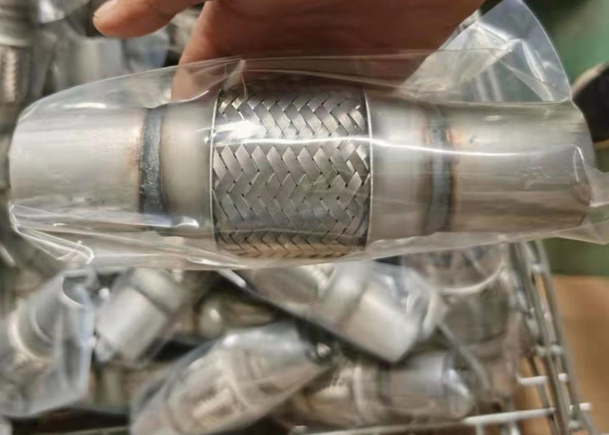 2.5" X 8" 12" Overall Length 201 Stainless Steel Exhaust Flex Pipe For Automobile Aftermarket