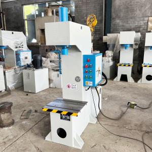 China 4kW Small 10 ton Single-Arm Hydraulic Press Machine for Straightening and Punching factory