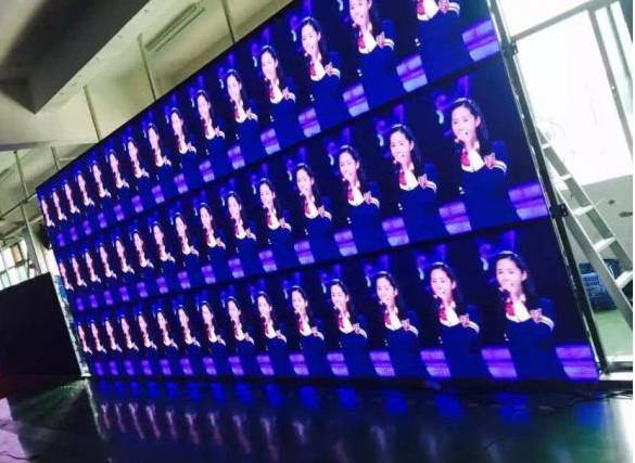 Indoor Rental LED Display Curtain Video Advertising And Stage Performence 500mm
