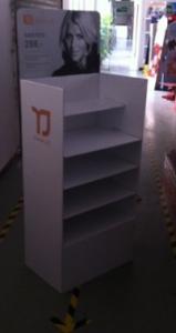 China Custom design cardboard display shelf floor standing cardboard display shelves for cosmetics factory