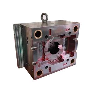 China Thin Wall CNC Automotive Plastic Injection Molding Services Maker factory