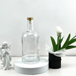 China Glass Beverage Bottle 700ml 750ml 1L Nordic Empty Rum Whisky Vodka Spirit With Cork factory