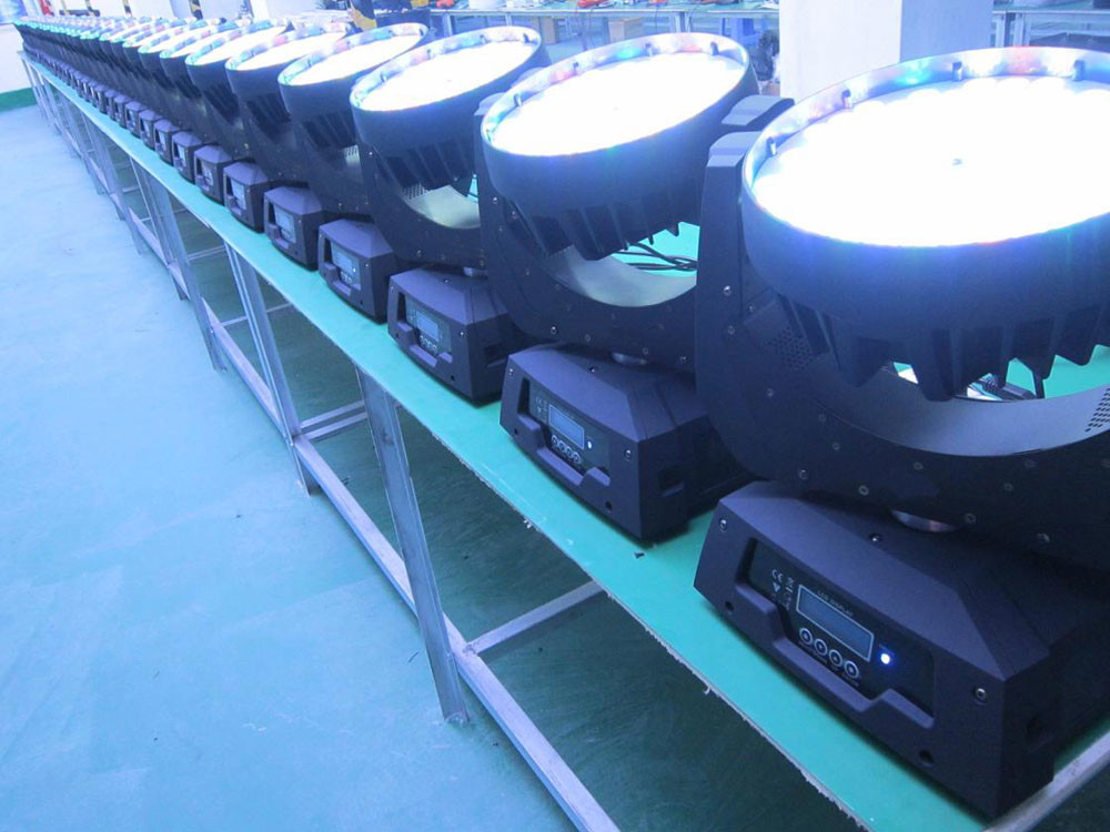 Auto Mode 60W LED Moving Head Light , 19PCS 15w Dj Stage Lights With Smooth Zooming