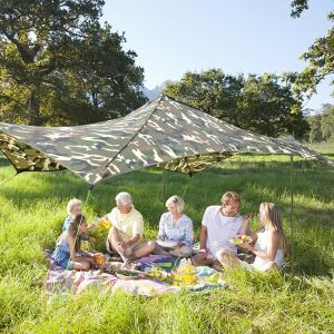 China 4 Persons Windproof 210T Polyester Camping Sun Shelter factory