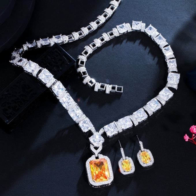 Square Shaped Pendant Necklace with Dazzling CZ Fashion Necklace Bracele Earring Wedding Necklace Jewelry Sets