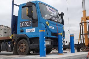 China Crash Rated Safty Stainless Steel Removable Bollards For Government Security factory