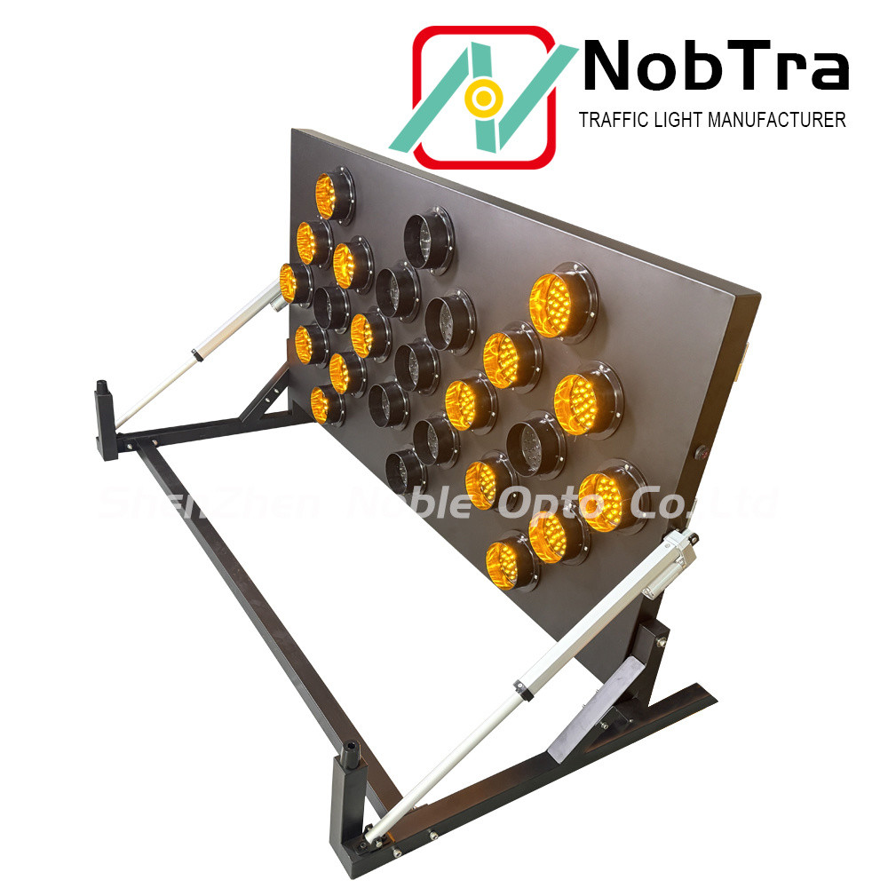 LED Arrow Boards Remotely with Solar/Battery Power Source and Various Sizes