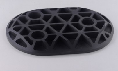 China Oval Porous Grid Black Ceramic Disc - High-Temperature Silicon Carbide Ceramic Filter & Heat Sink Component factory