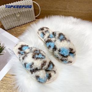 China 1D0037 Fluffy Opening Toe Flat Lady Winter Fashion Slipper With Strap factory