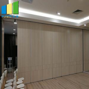 China Hotel Acoustic Movable Sound Proof Partition Panel System With Door factory