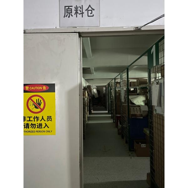 Mini Gag Hot Selling Eco-friendly Solar Powered Solar Insect Plush Spider Solar Toys for Children