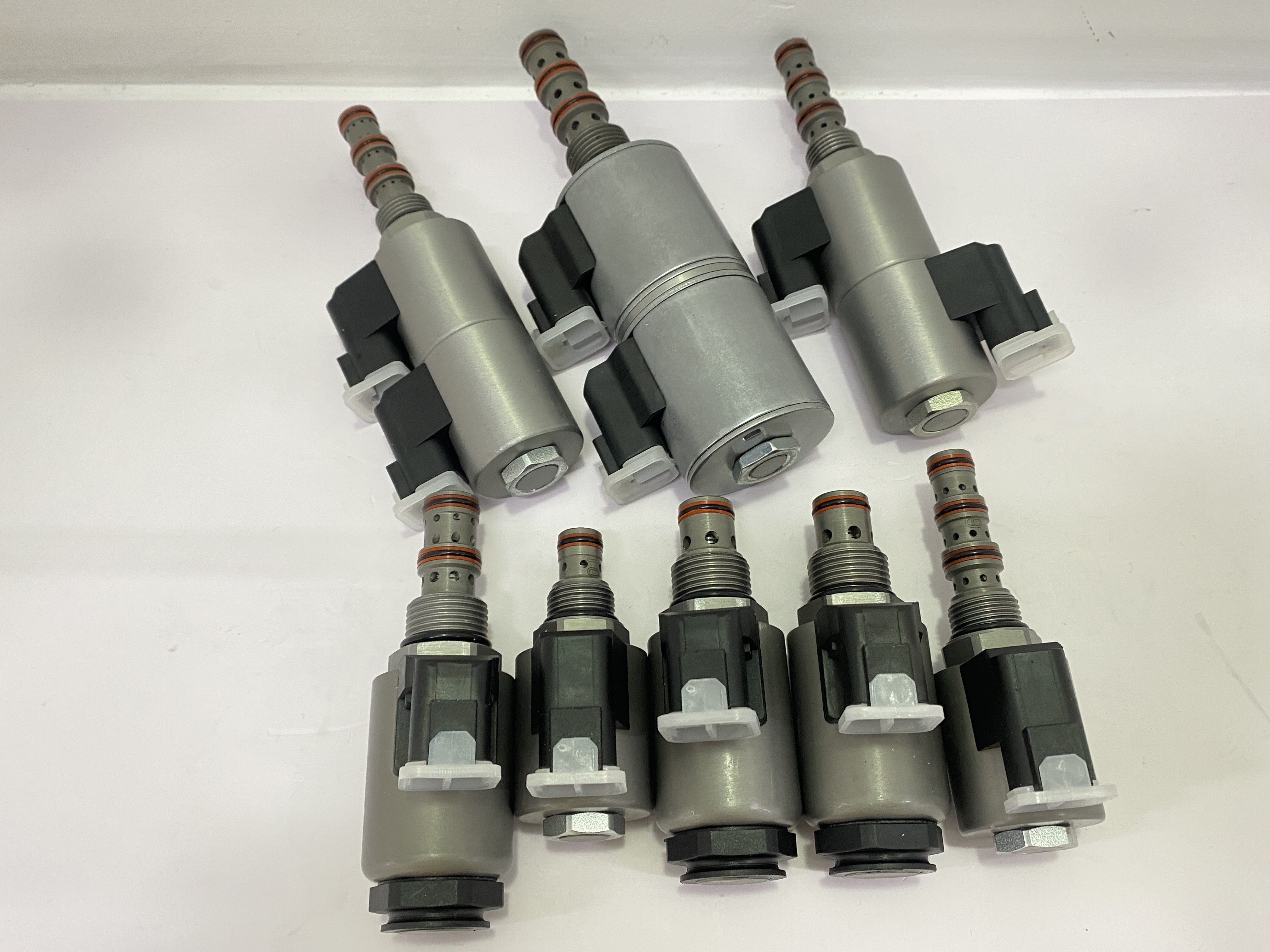 KSV10-40-0-N Hydraulic 2 Position 4 Way Solenoid Valve Double Coil On / Off Control Valve