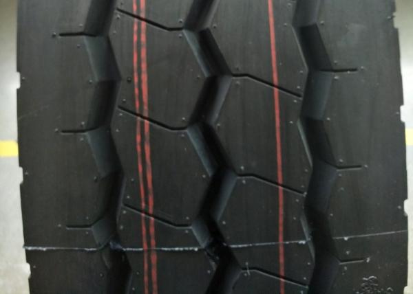 Compact Truck Bus Radial Tyres 12R22.5 Three Improved Zigzag Grooves 3 Years