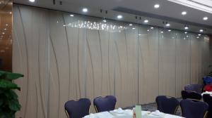 China Soundproof Sliding Folding Floor To Ceiling Movable Wall Partition For Restaurant factory