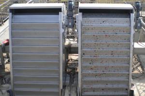 China Stainless Steel Mechanically Cleaned Bar Screen 1-10m Depth Channel With Imported Motor factory