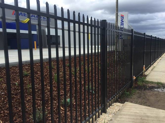 China products reputation 2.1m height cheap security fencing galvanized