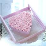 New Arrival Real Preserved Roses Heart Shape Acrylic Box Gift For Valentines Day