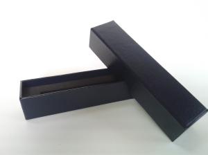 China Leather Paper Board Box For Luxury Gift Packing Rigid Gift Boxes With High Density Sponge Tray factory