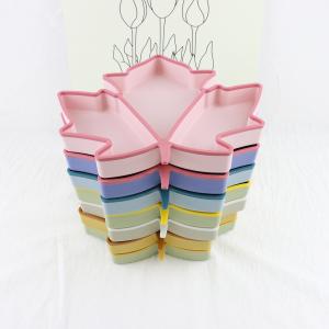 Unbreakable Silicone Divided Suction Plate Colorful Maple Shape