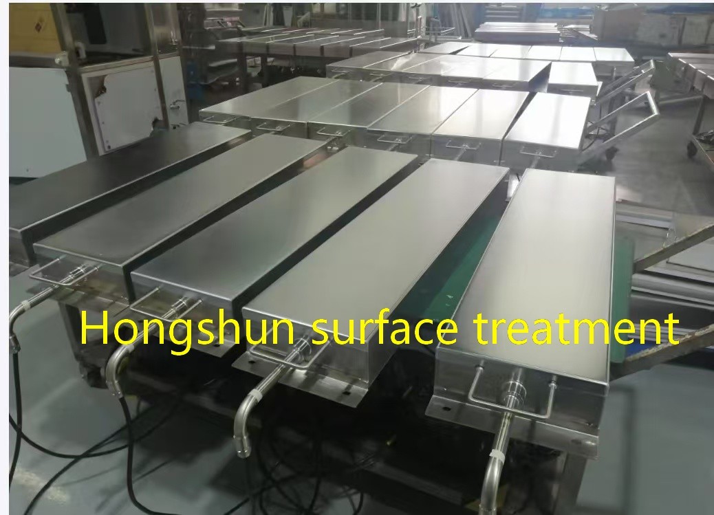 Single Arm Manipulator Conveying Cleaning Equipment Equipped With Roller Basket For Small Stamping Parts