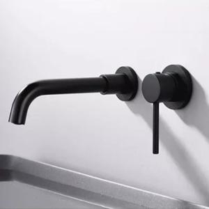 China Brass Modern Wall Mounted Single Handle Basin Mixer Lever Handle factory