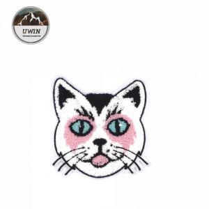 China Popular Embroidered Animal Patches , Cute White Cat Sew On Patches Towel Material factory