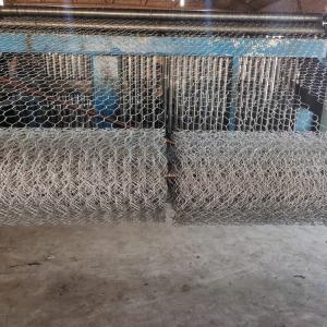 China Galvanized Steel Double Twisted Wire Mesh 1-50m Roll Length With Ce Standards factory