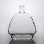 Custom Clear Flat 750ml Glass Bottle With Cork for Vodka Whiskey Gin Industrial