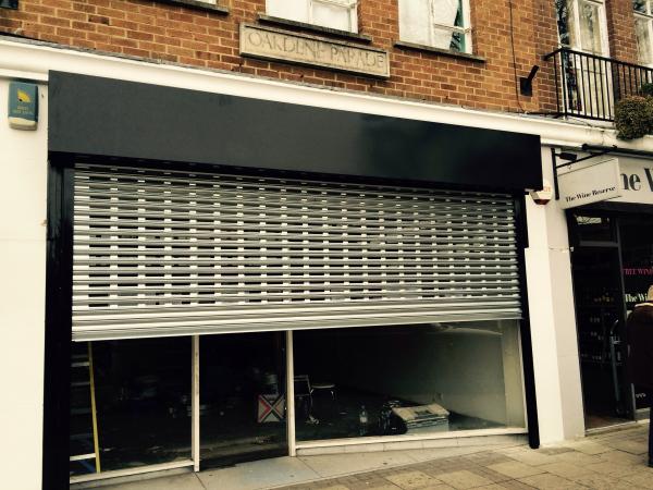 0.8mm Thickness Slat Standard Electric Gate External Steel Shutter Industrial