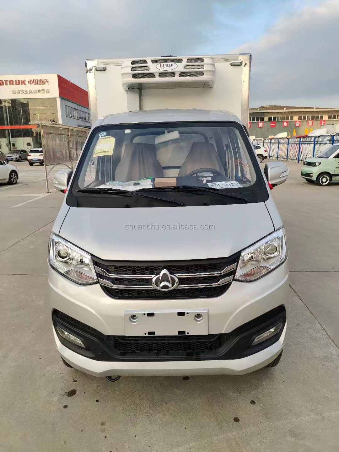 Mini Food Refrigerator Container Cooling Van Refrigerated Truck Freezer Truck Cold Chain Truck 4x2 ChangAn 4 Wheels
