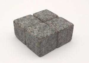 China Whiskey Chilling Stones Set of 4 or 6 Handcraft Premium Granite Cubes Sipping Rocks factory