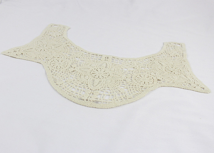 Cotton Floral Lace Collar Applique , Embroidered Water Soluble Necklines For Shirt
