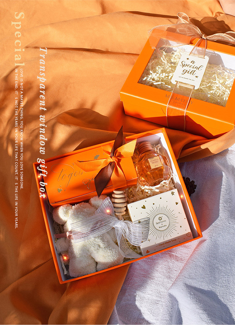 Varnished Window Cardboard Gift Packaging Box With Window 1200g