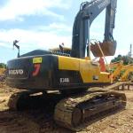 Second Hand Volvo 240 Excavator with 2800 Working Hours and Original Hydraulic