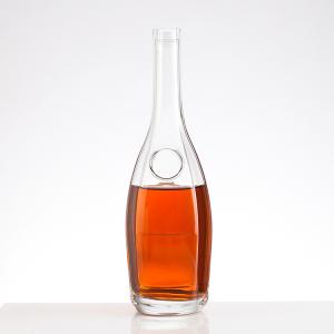 China Customize 500ml Tall Thin Glass Whisky Vodka Bottle with Corks factory