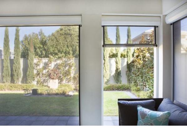 Vertical Window Retractable Awning Remote Courtyard Rolling Curtains