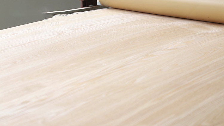 Modern 0.5mm Red Oak Wood Veneer Sheets Quarter Cut High Durability