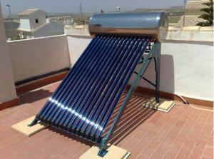 China 150liter high pressure evacuated tube solar water heater factory