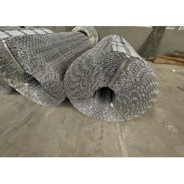 1.8mm Thickness Galvanized Steel pipe winding mesh For Chemical Processing Pipeline