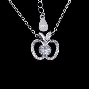 China Applique Shape AAA Zircon 925 Silver Necklace For Children Birthday Present factory