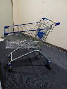 China Chrome Plated Iron Wire Shopping Trolley / Movable Store Hand Wire Shopping Cart factory