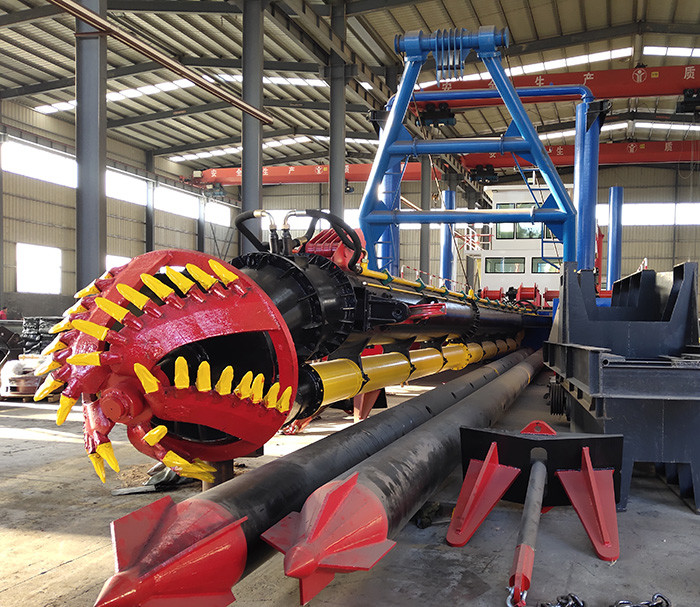 14Inch Model 300m3/h Cutter Suction Dredger for Dredging Equipment/River Sand Mining