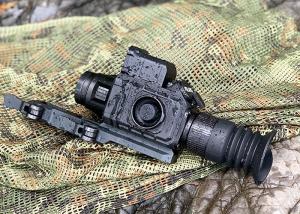 China IP67 Waterproof 17um Pitch Thermal Spotting Scope For Hunting factory